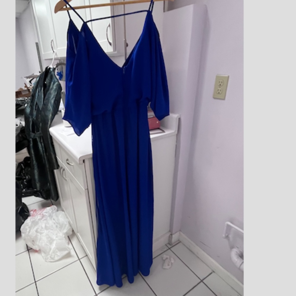 Dress - Picture 2 of 2